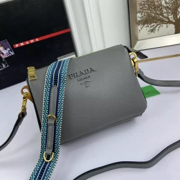 prada aaa qualite mini sac a main pour femme s_1272aa3